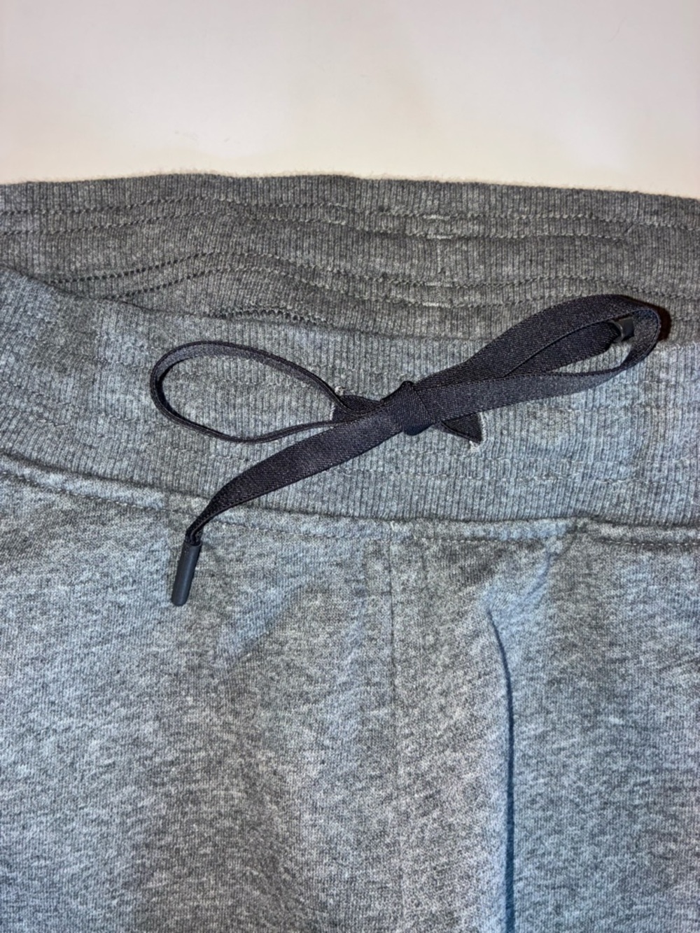 UA - Loose Crop Sweatpants - Picture 5 of 8